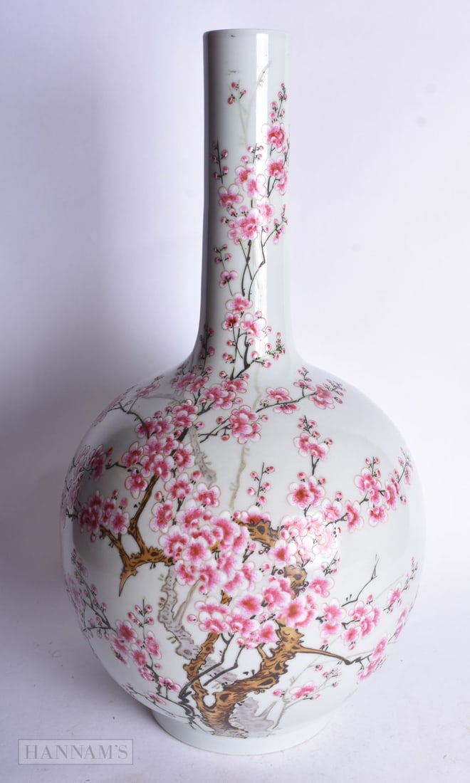 A CHINESE VASE DECORATED WITH FLOWERING PRUNUS BLOSSOMS. 41.5 cm high.: A CHINESE VASE DECORATED WITH FLOWERING PRUNUS BLOSSOMS. 41.5 cm high.