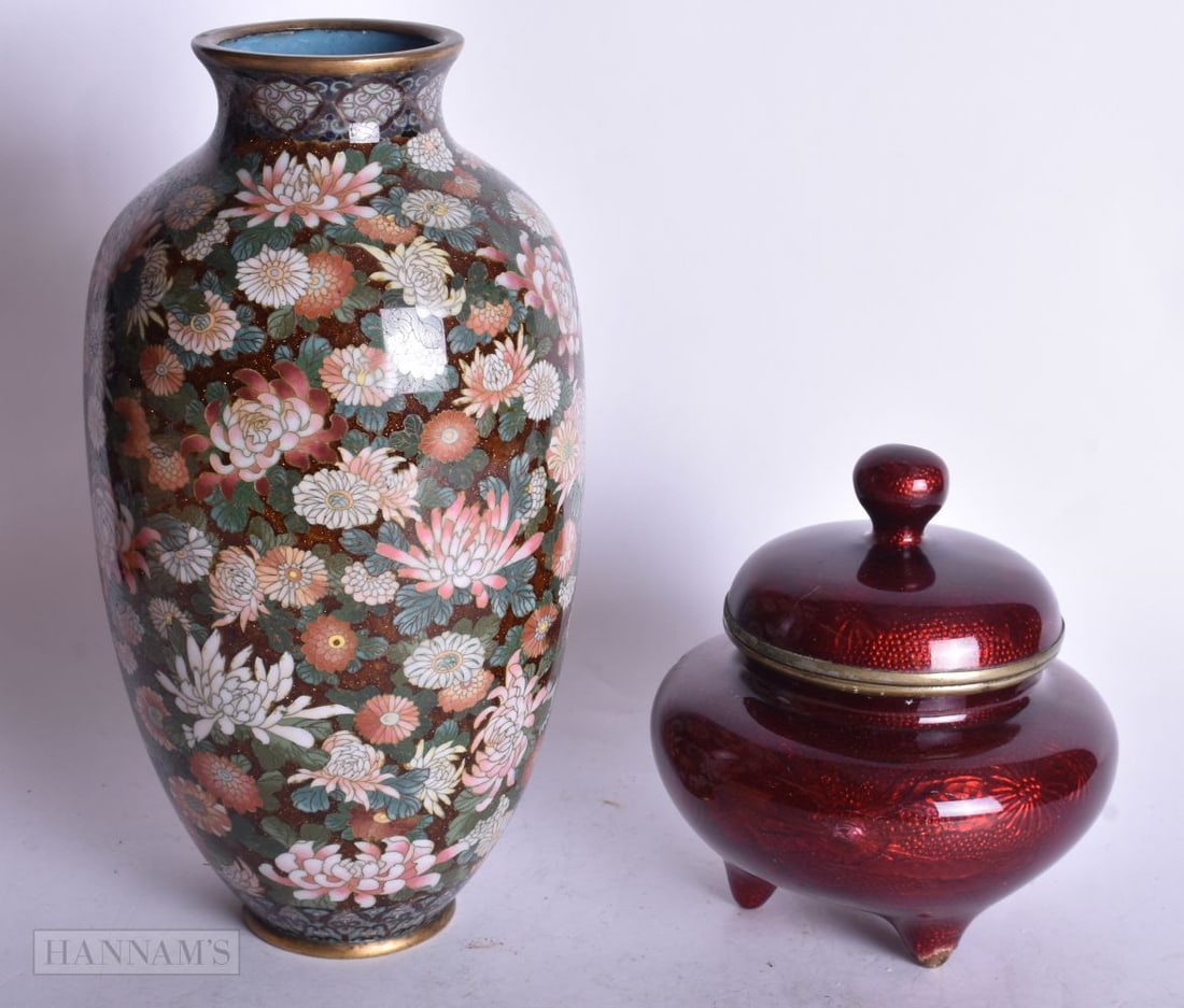 A JAPANESE CLOISONNE VASE TOGETHER WITH A CLOISONNE LIDDED CENSER, 23 cm high. (2): A JAPANESE CLOISONNE VASE TOGETHER WITH A CLOISONNE LIDDED CENSER, 23 cm high. (2)