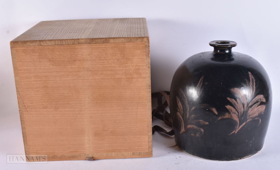 A CHINESE QING DYNASTY BROWN GLAZED POTTERY VASE within a Japanese travel box. 28cm x 23 cm.: A CHINESE QING DYNASTY BROWN GLAZED POTTERY VASE within a Japanese travel box. 28cm x 23 cm.
