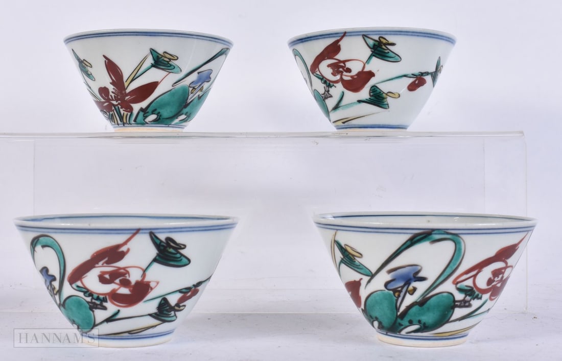 A SET OF FOUR 19TH CENTURY JAPANESE MEIJI PERIOD AO KUTANI PORCELAIN TEABOWLS. 10 cm wide. (4) (1 of 4)