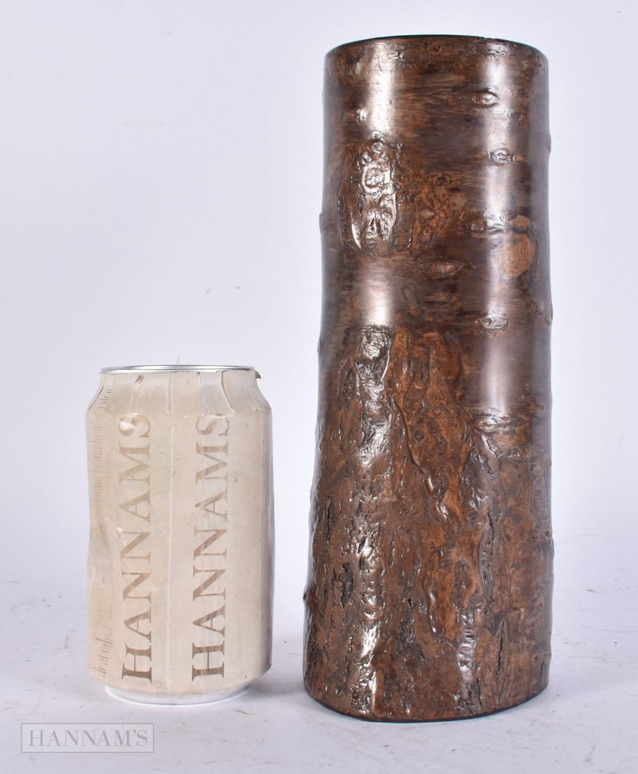 AN EARLY 20TH CENTURY JAPANESE MEIJI PERIOD CARVED WOOD BRUSH POT of naturalistic form. 23 cm high.: AN EARLY 20TH CENTURY JAPANESE MEIJI PERIOD CARVED WOOD BRUSH POT of naturalistic form. 23 cm high.