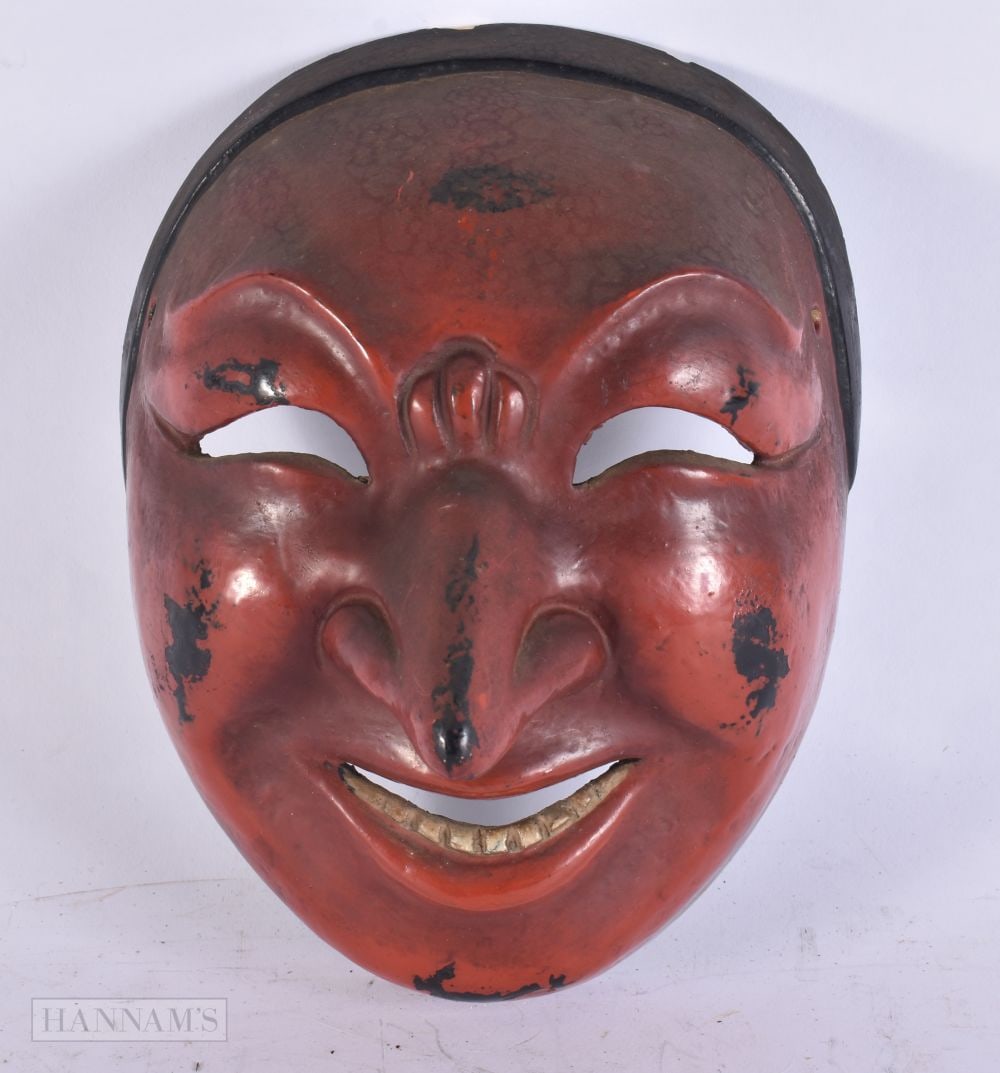 AN UNUSUAL 19TH CENTURY JAPANESE MEIJI PERIOD NEGORO LACQUER MASK. 21 cm x 15 cm. (1 of 4)