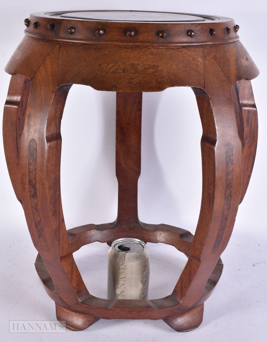 AN EARLY 20TH CENTURY CHINESE CARVED HARDWOOD & BURL WOOD BARREL STAND Late Qing. 48 cm x 34 cm.: AN EARLY 20TH CENTURY CHINESE CARVED HARDWOOD & BURL WOOD BARREL STAND Late Qing. 48 cm x 34 cm.