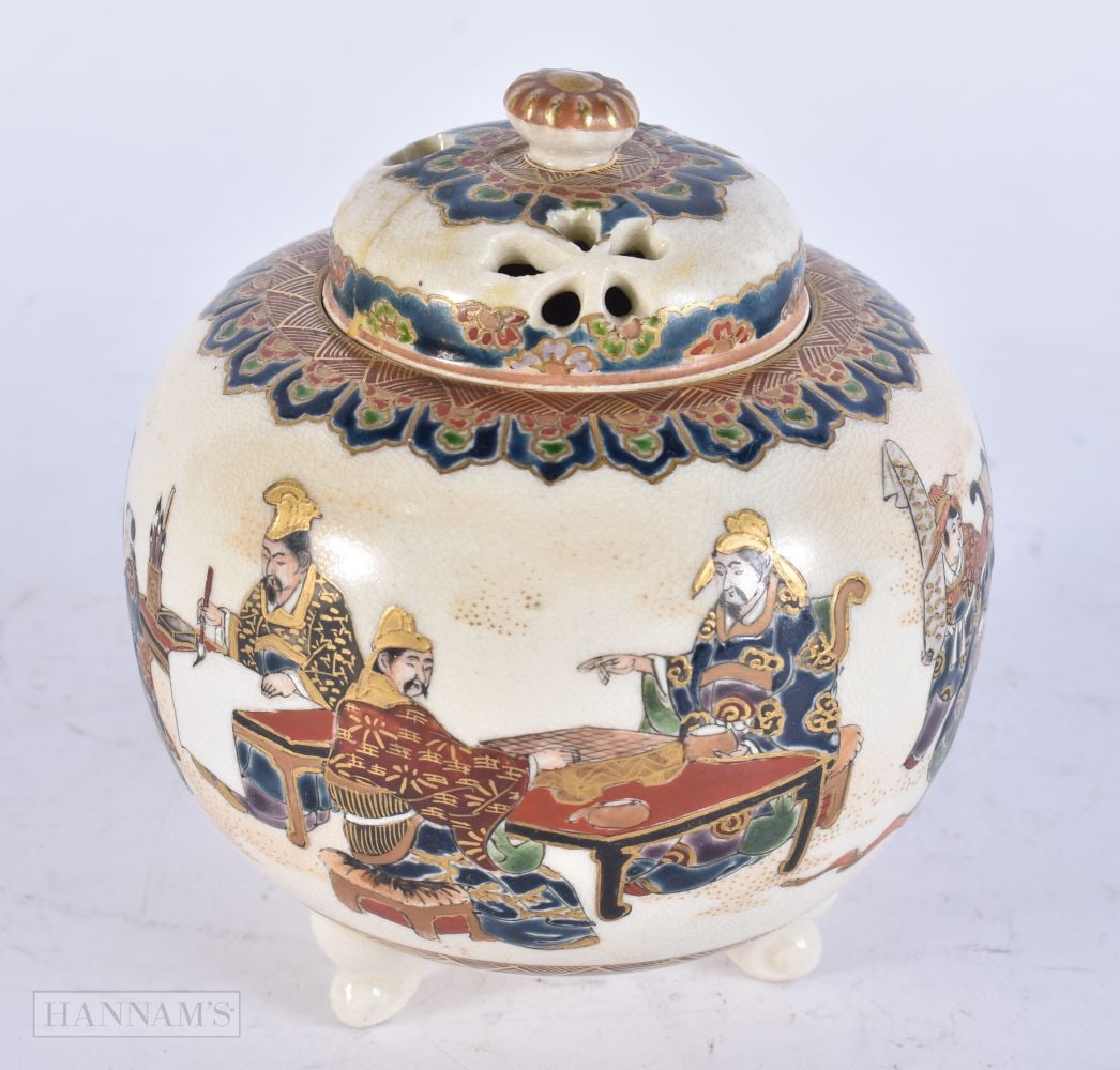 A LATE 19TH CENTURY JAPANESE MEIJI PERIOD IMPERIAL SATSUMA CENSER AND COVER painted with scholars. 1: A LATE 19TH CENTURY JAPANESE MEIJI PERIOD IMPERIAL SATSUMA CENSER AND COVER painted with scholars. 11 cm x 8.5 cm.