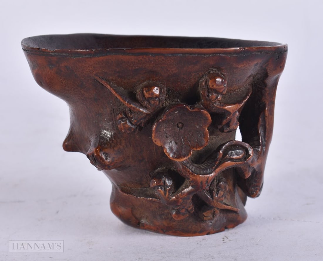 A 17TH/18TH CENTURY CHINESE CARVED BAMBOO LIBATION CUP Kangxi/Yongzheng. 7.5 cm x 6.5 cm. (1 of 4)