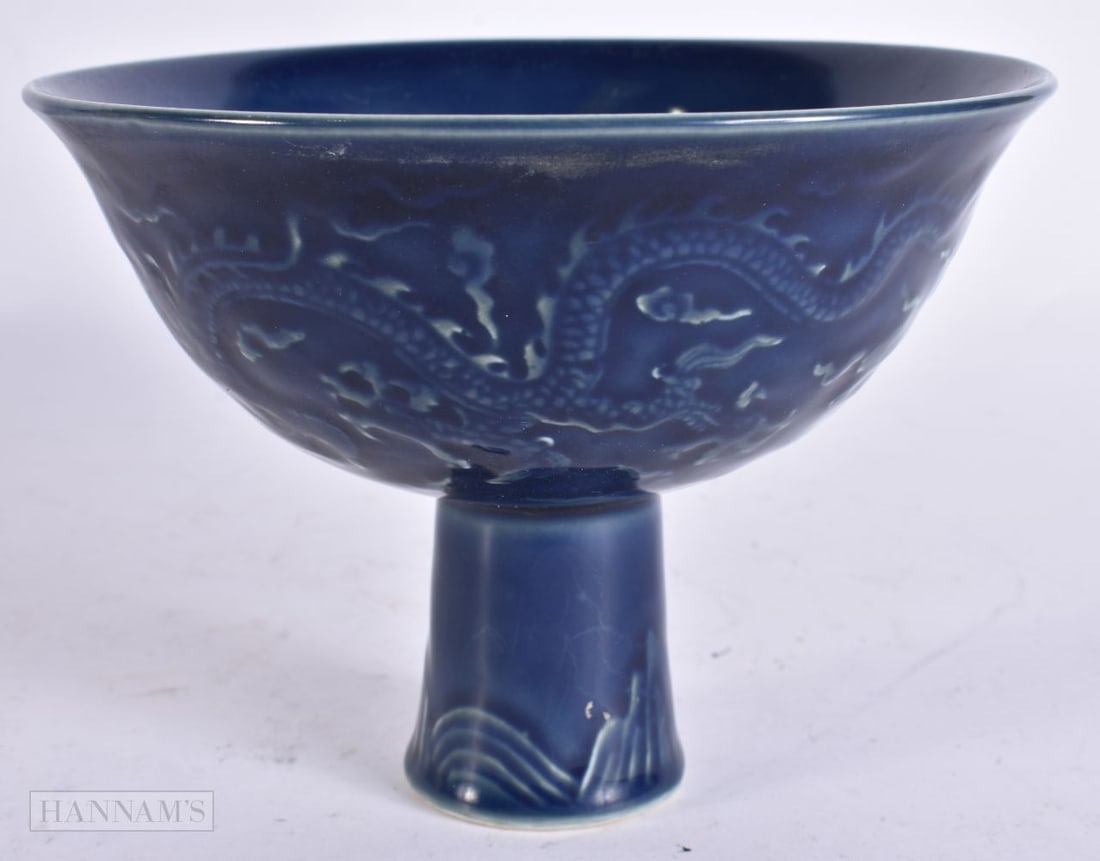 A CHINESE BLUE PORCELAIN STEM CUP. 14 cm wide. (1 of 4)