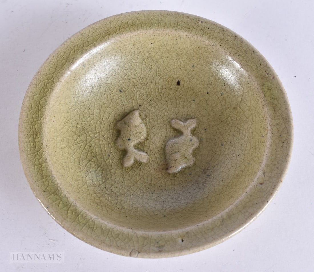 A CHINESE TWIN CELADON DISH. 13.5 cm wide. (1 of 3)