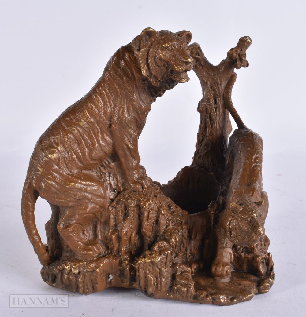 A JAPANESE BRONZE TIGER GROUP. 15 cm x 13 cm. (1 of 4)