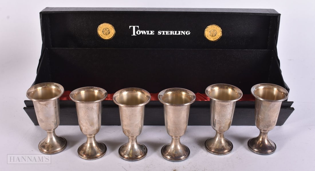 A CASED SET OF SILVER TOTS. 162 grams overall. 10 cm high. (6) (1 of 4)