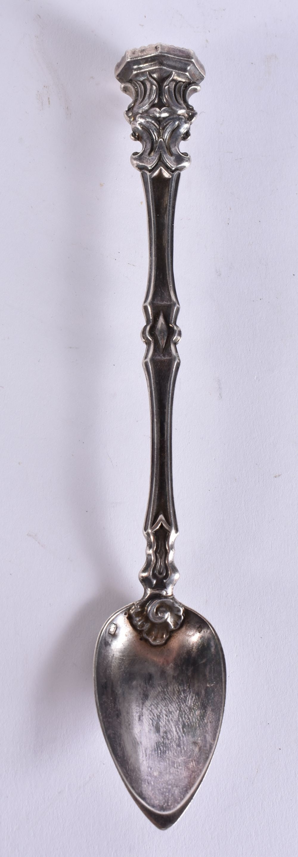 A RARE FRENCH NAPOLEONIC MEDICINE SPOON. 17.5 cm long. (1 of 5)