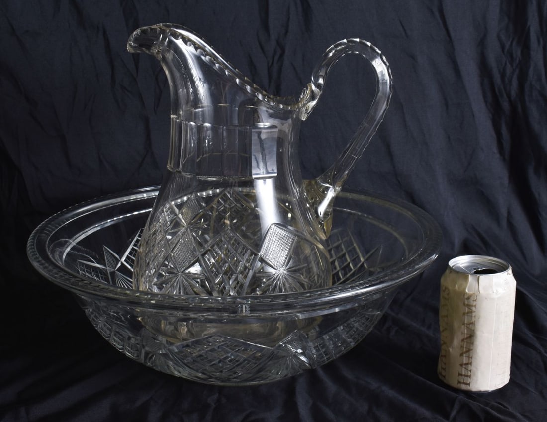 A VICTORIAN CUT GLASS JUG AND BOWL. Largest 37 cm wide. (2) (1 of 8)