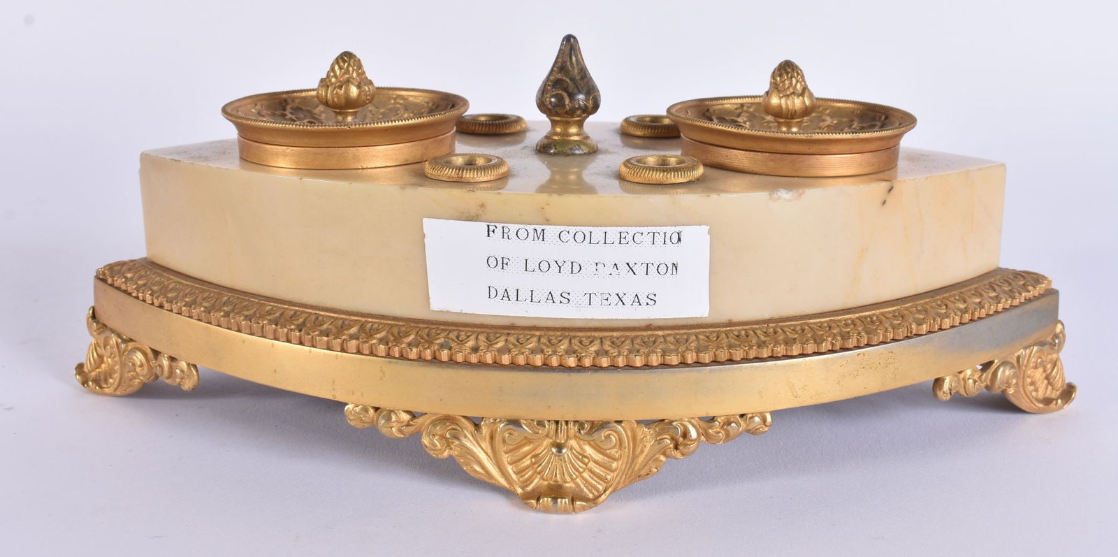 A LOVELY EARLY 19TH CENTURY FRENCH ORMOLU AND MARBLE DESK STAND. 20cm wide. (1 of 5)