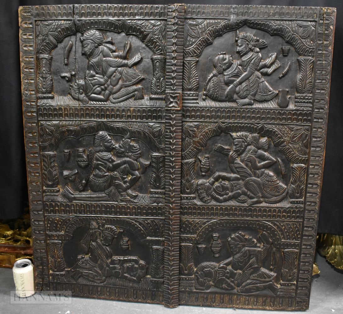 A RARE LARGE ANTIQUE INDIAN EROTIC HINDU CARVED WOOD PANEL. 92 cm x 84 cm.: A RARE LARGE ANTIQUE INDIAN EROTIC HINDU CARVED WOOD PANEL. 92 cm x 84 cm.