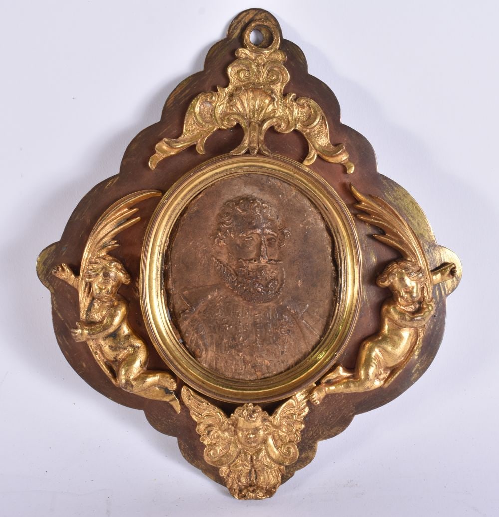 AN EARLY 18TH CENTURY GILT BRONZE AND STUCCO PORTRAIT MEDALLION PLAQUE. 19 cm x 15 cm. (1 of 5)
