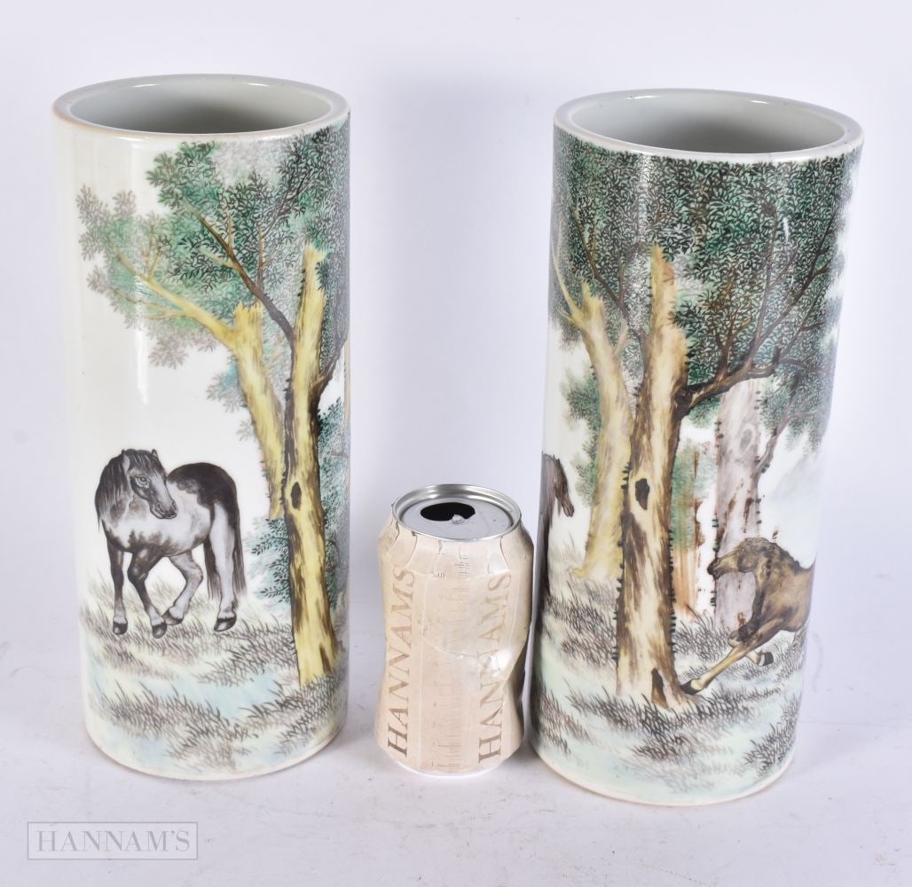 A RARE PAIR OF CHINESE REPUBLICAN PERIOD PORCELAIN VASES painted with horses. 28.5 cm high.: A RARE PAIR OF CHINESE REPUBLICAN PERIOD PORCELAIN VASES painted with horses. 28.5 cm high.