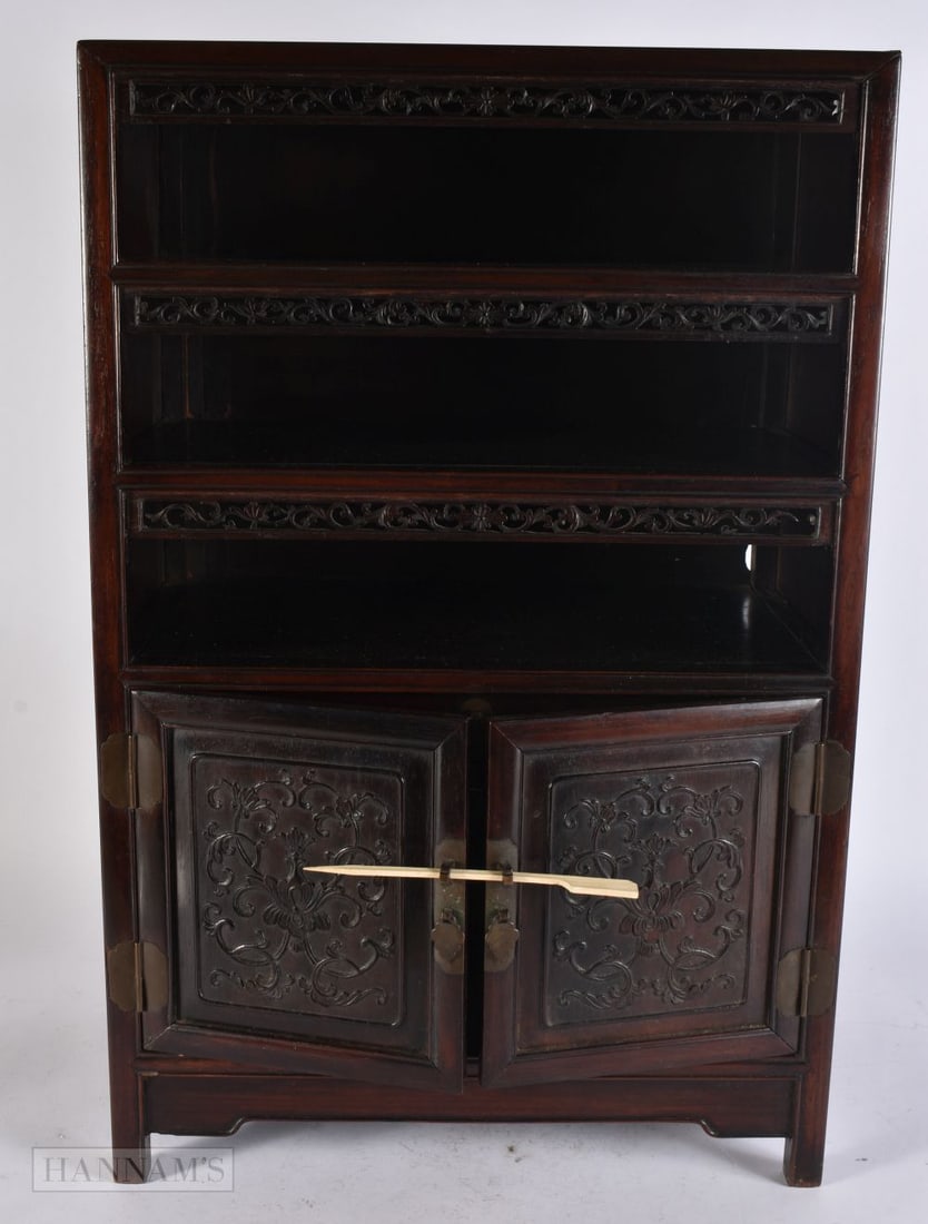 AN 18TH/19TH CENTURY CHINESE CARVED ZITAN SCHOLARS TABLE CABINET Qing. 54 cm x 34 cm x 18 cm.: AN 18TH/19TH CENTURY CHINESE CARVED ZITAN SCHOLARS TABLE CABINET Qing. 54 cm x 34 cm x 18 cm.