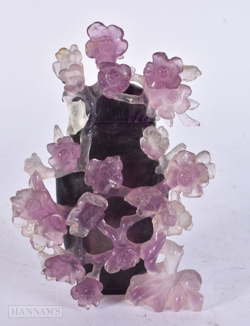 A 19TH CENTURY CHINESE CARVED AMETHYST VASE AND COVER Qing. 14 cm x 7 cm.: A 19TH CENTURY CHINESE CARVED AMETHYST VASE AND COVER Qing. 14 cm x 7 cm.