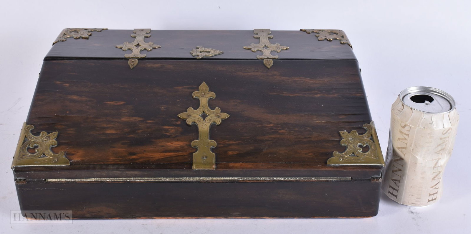 AN EARLY VICTORIAN COROMANDEL WRITING SLOPE. 35 cm x 25 cm. (1 of 8)