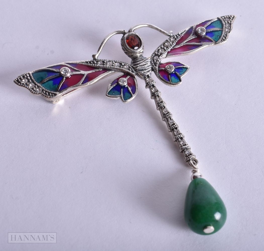 A SILVER PLIQUE A JOUR BROOCH. 10.7 grams. 6.5 cm x 7 cm. (1 of 2)