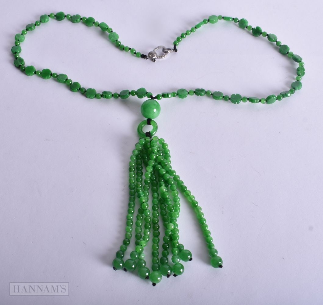 A CHINESE DIAMOND CLASP JADE NECKLACE. 50.6 grams. 56 cm long. (1 of 4)