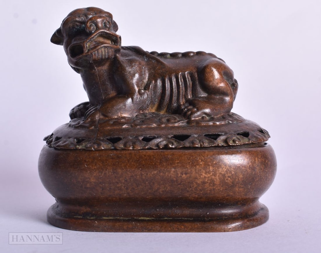 A CHINESE BRONZE CENSER. 6.75 cm x 5.25 cm. (1 of 4)