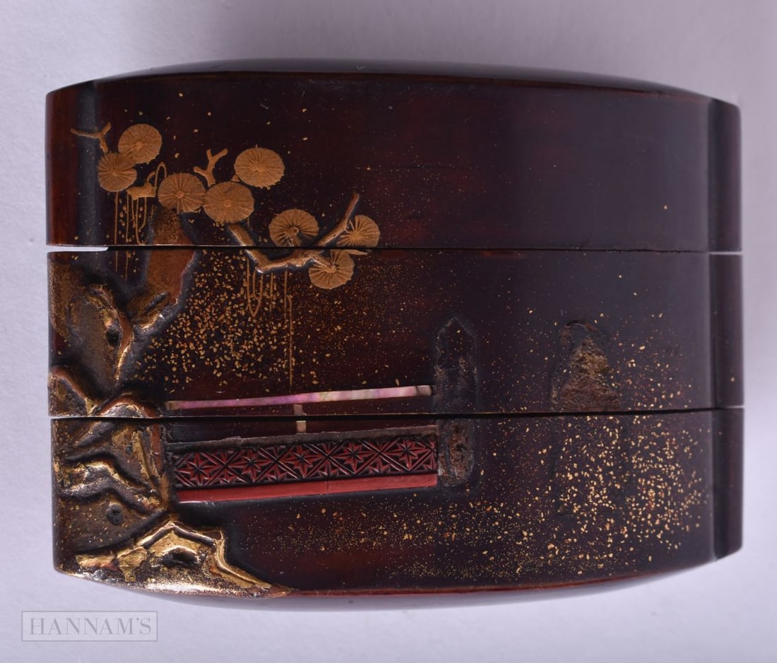 A LATE 19TH CENTURY JAPANESE MEIJI PERIOD LACQUERED INRO. 5.5 cm x 7.5 cm. (1 of 3)