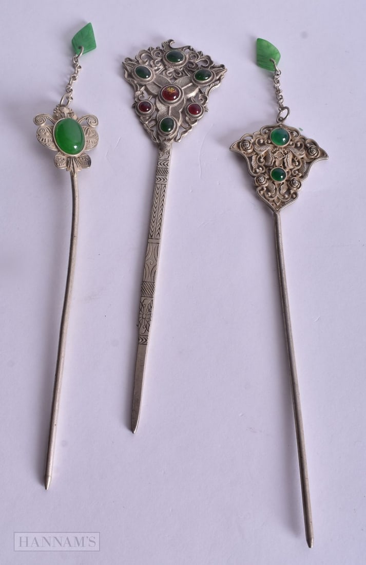 THREE CHINESE HAIR PINS. 59 grams. 18.5 cm long. (3): THREE CHINESE HAIR PINS. 59 grams. 18.5 cm long. (3)