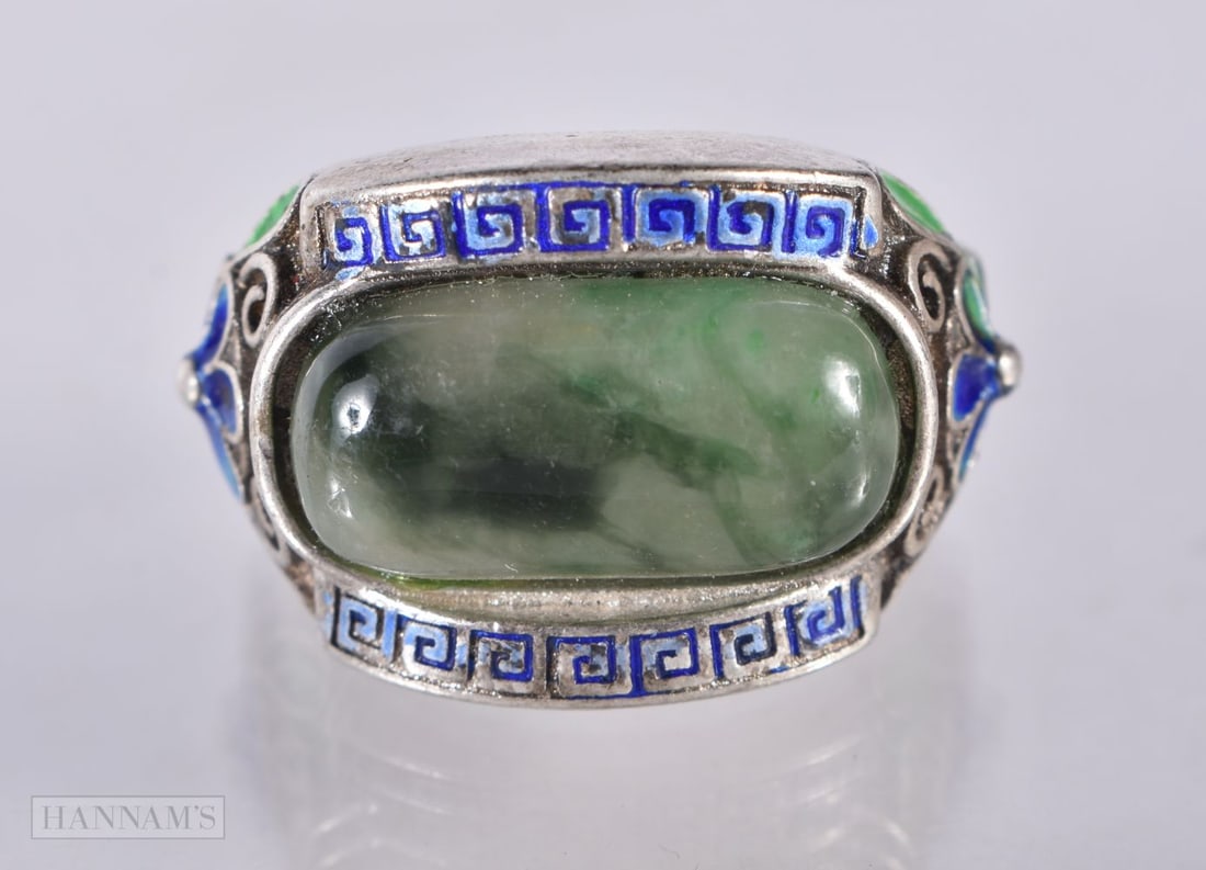 A CHINESE JADE RING. 20.2 grams. T.: A CHINESE JADE RING. 20.2 grams. T.