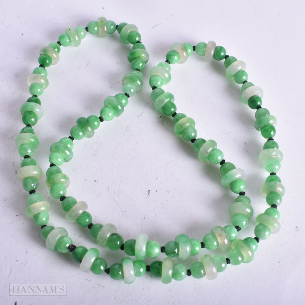 A CHINESE JADE NECKLACE. 63 grams. 60 cm long. (1 of 3)