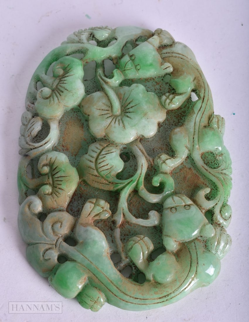 A LARGE CHINESE JADE PLAQUE. 11.25 cm x 8.25 cm. (1 of 2)