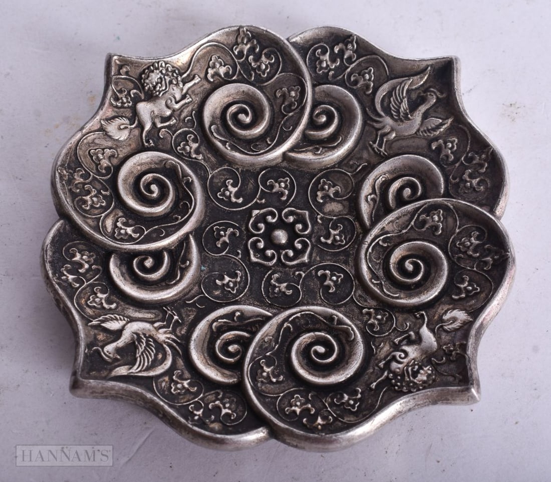 A CHINESE WHITE METAL DISH. 127 grams. 10 cm wide.: A CHINESE WHITE METAL DISH. 127 grams. 10 cm wide.