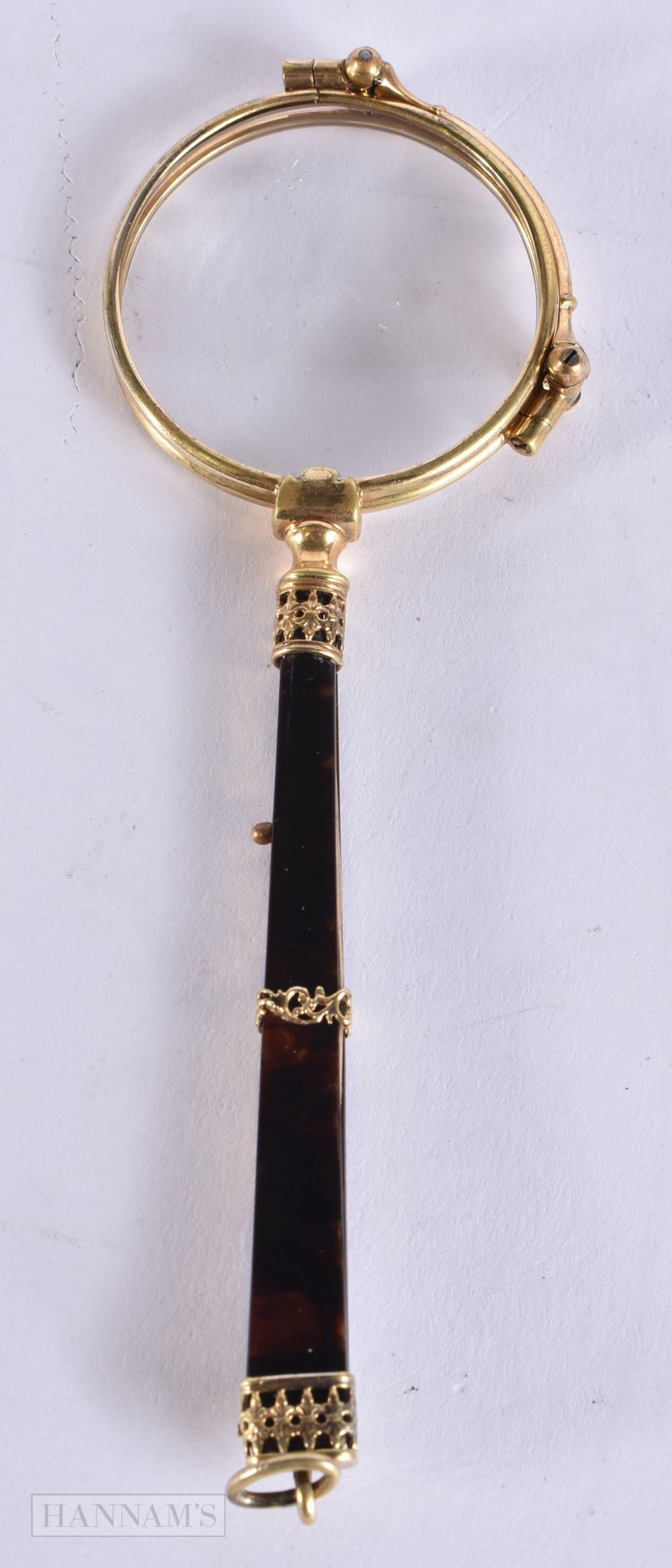 A PAIR OF TORTOISESHELL LORGNETTES. 14 cm x 8 cm. (1 of 2)
