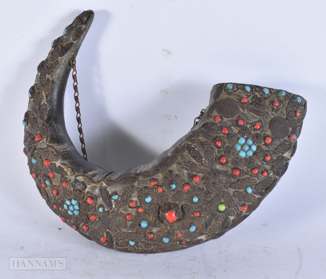 A TIBETAN BUFFALO HORN. 26 cm x 16 cm. (1 of 3)