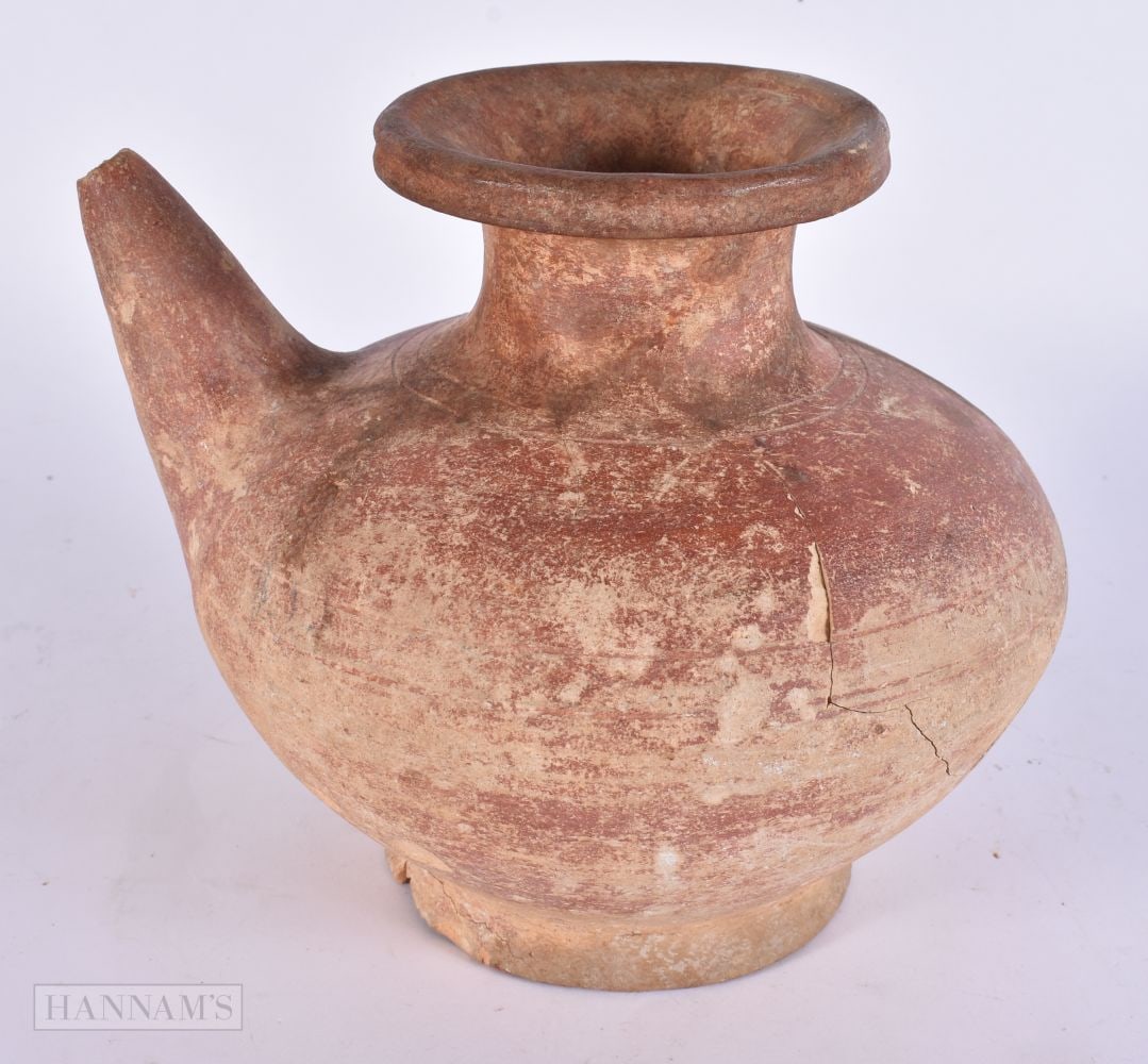 AN EARLY THAI SOUTH EAST ASIAN SUKHOTHAI POTTERY VESSEL. 17 cm x 17 cm. (1 of 4)