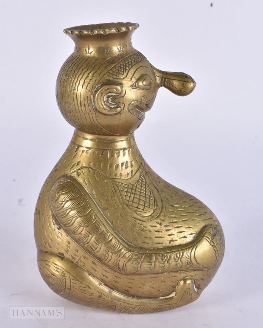 AN UNUSUAL ANTIQUE INDIAN BRONZE FIGURE OF A MALE formed as a jug. 15 cm x 9 cm. (1 of 4)