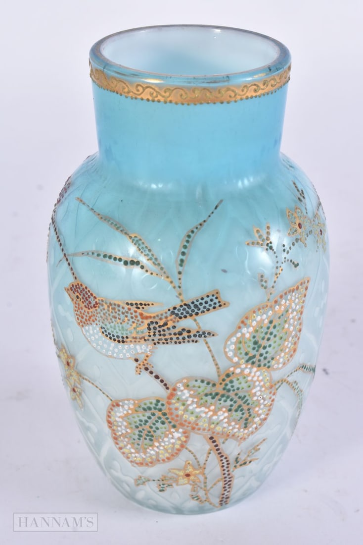 AN UNUSUAL VICTORIAN/EDWARDIAN ENAMELLED SAINT GLASS VASE. 13 cm high. (1 of 4)