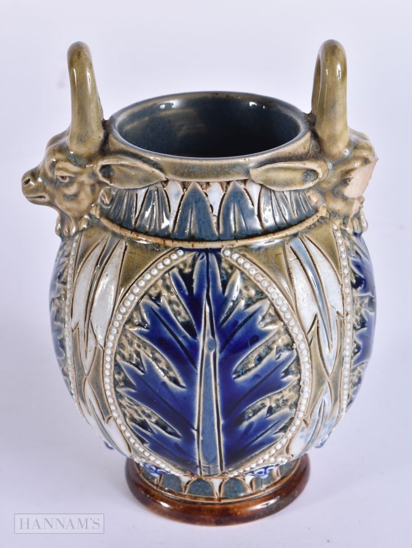 AN UNUSUAL DOULTON LAMBETH STONEWARE VESSEL. 12 cm x 8 cm.: AN UNUSUAL DOULTON LAMBETH STONEWARE VESSEL. 12 cm x 8 cm.