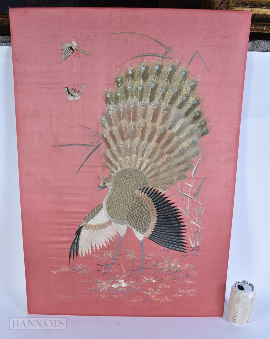 A LARGE LATE 19TH CENTURY CHINESE SILK EMBROIDERED PEACOCK PANEL Late Qing. 80 cm x 55 cm. (1 of 7)