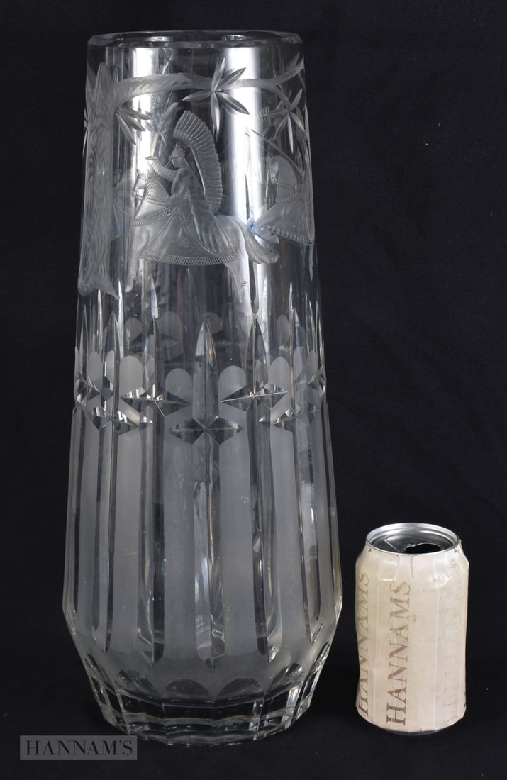 A LARGE CZECH GLASS ENGRAVED VASE decorated with winged figures on horseback. 40 cm high.: A LARGE CZECH GLASS ENGRAVED VASE decorated with winged figures on horseback. 40 cm high.