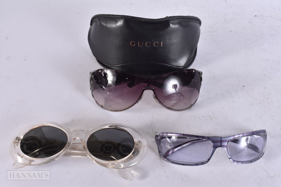 Gucci Burberry Gianni Versace Designer Sunglasses Cased & Loose. (3) (1 of 2)