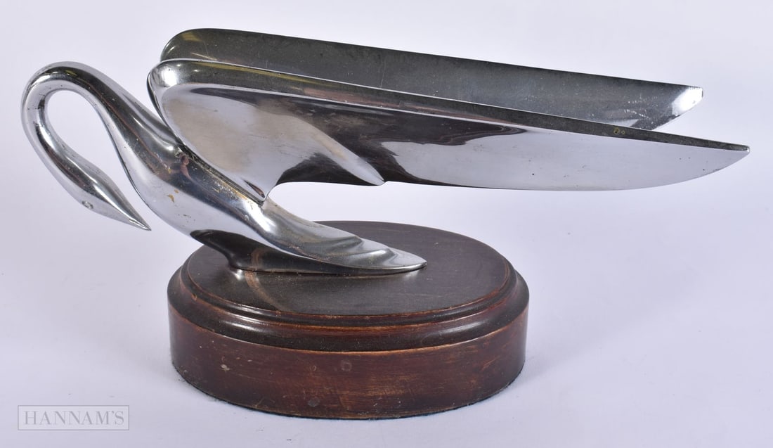 A PACKARD SWAN CHEVROLET CAR MASCOT. 27 cm x 13 cm. (1 of 4)