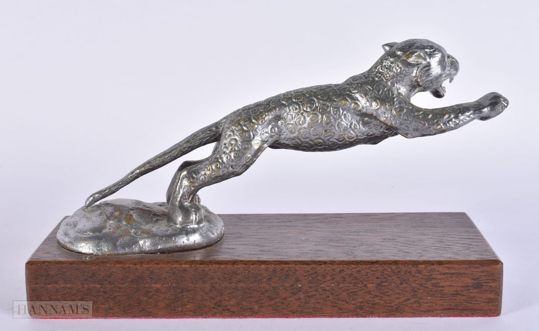 A DESMO JAGUAR CAR MASCOT. 20 cm wide. (1 of 5)