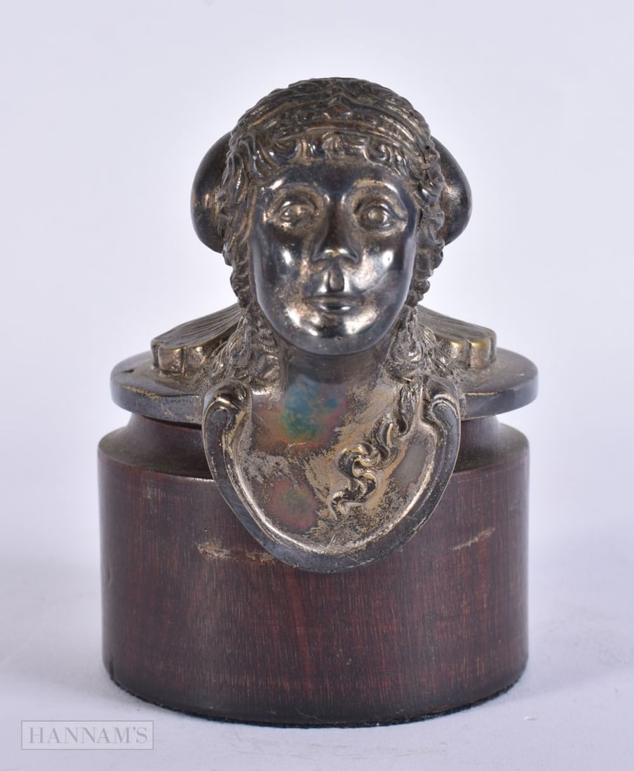 A BUICK GODDESS RADIATOR CAP HOOD MASCOT. 12 cm x 10 cm. (1 of 4)