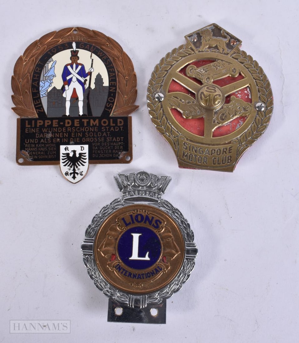THREE ENAMELLED MOTORING BADGES. (3) (1 of 4)