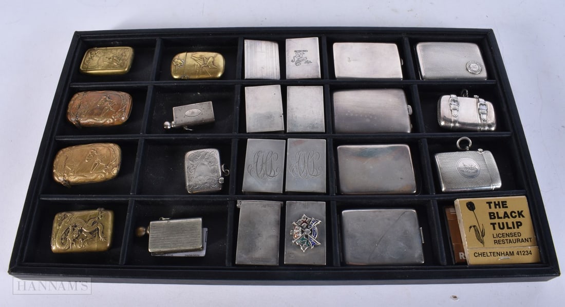 A COLLECTION OF SILVER, MIXED METAL AND OTHER VESTA CASES etc. Silver approx 300 grams. (qty) (1 of 7)