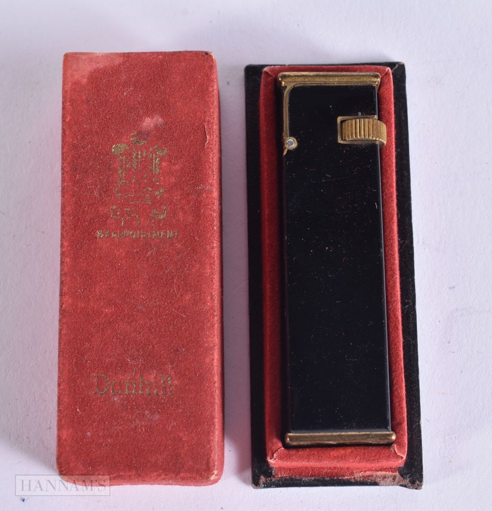 A BOXED DUNHILL BLACK ENAMELLED LIGHTER. 6.25 cm high. (1 of 3)