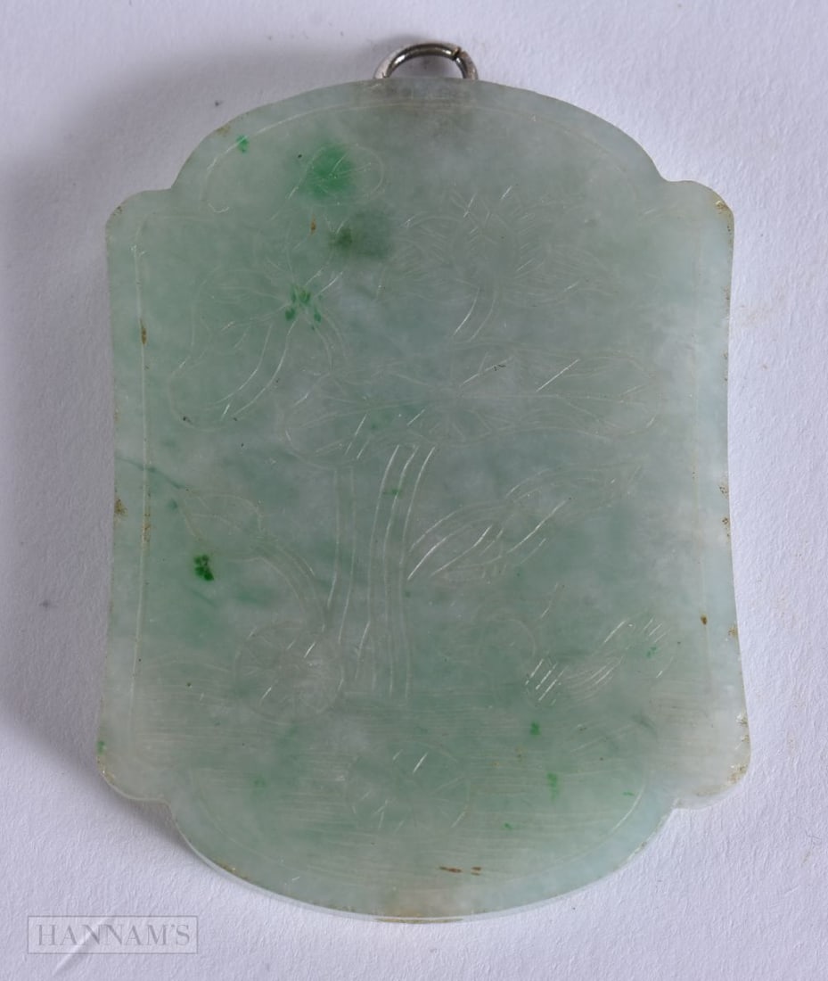 AN EARLY 20TH CENTURY CHINESE CARVED ICY JADEITE PENDANT Late Qing/Republic. 5.5 cm x 4 cm. (1 of 4)