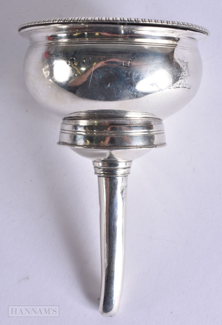 A George III SILVER WINE FUNNEL. 115 grams. 14 cm high. (1 of 4)