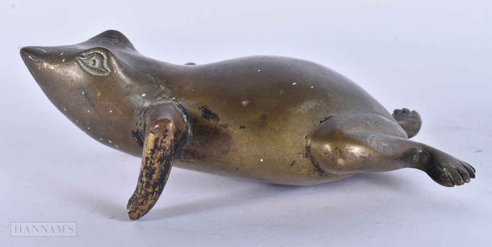 AN EARLY BRONZE FIGURE OF A FROG possibly Padua (Italy). 15.5 cm x 8.5 cm. (1 of 4)