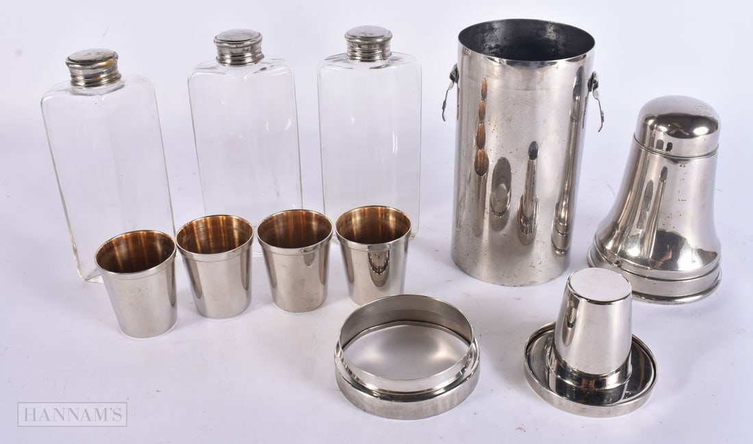 A RARE ART DECO COMBINATION COCKTAIL SHAKER AND STOPPER with fitted removable interior, including li (1 of 4)
